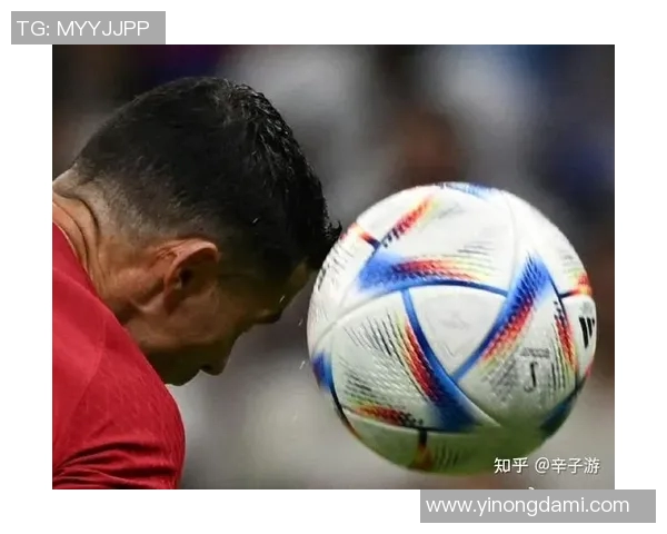 踢坏世界杯足球的球星们背后的故事与精彩瞬间